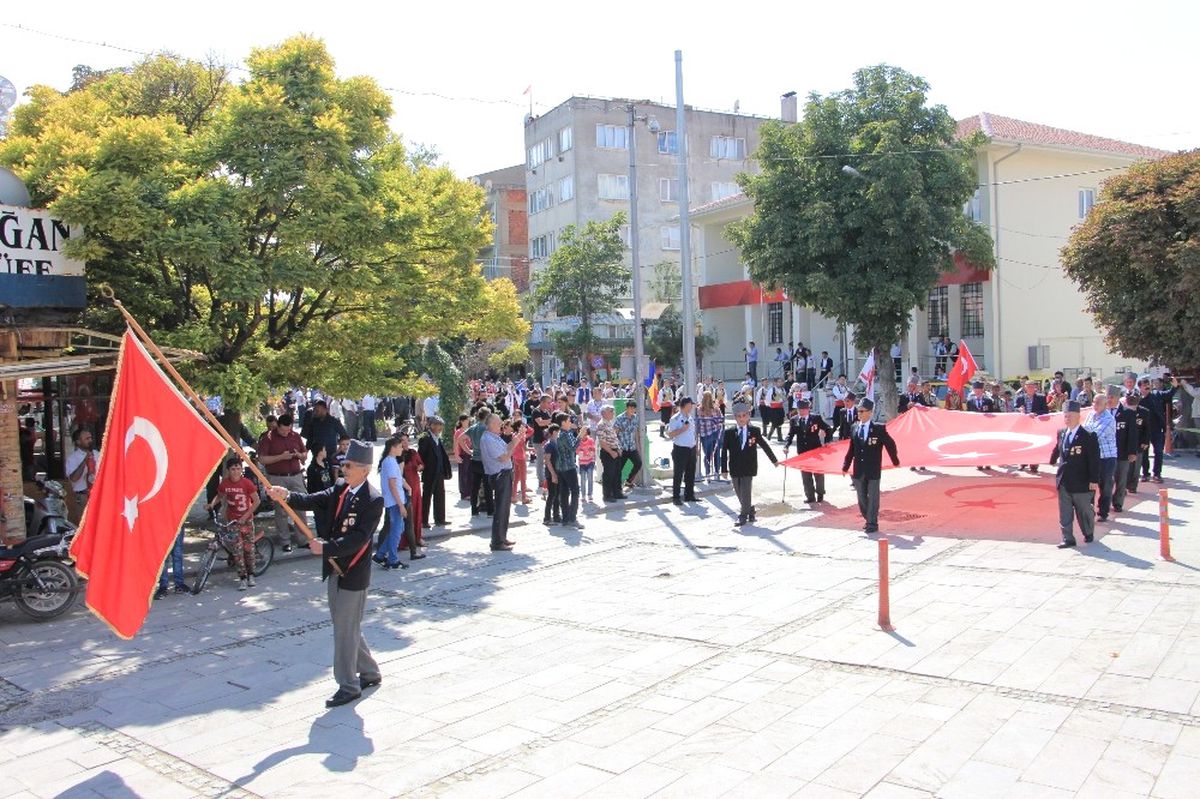 Yenişehir\'in Düşman İşgalinden Kurtuluşunun 95\'inci Yılı Kutlandı
