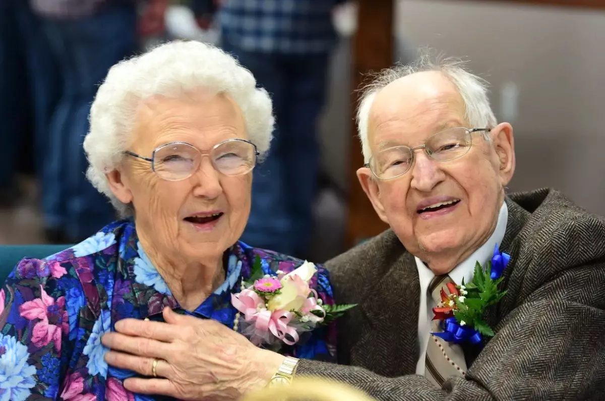 75 Yıldır Evli Olan Irma ve Harvey Çifti, İsimlerinin Kasırgayla Anılmasının Şaşkınlığını Yaşıyor