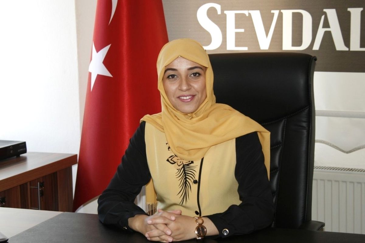 AK Parti Kadın Kollarında Görev Almak İsteyenler Online Başvuru Yapabilecek