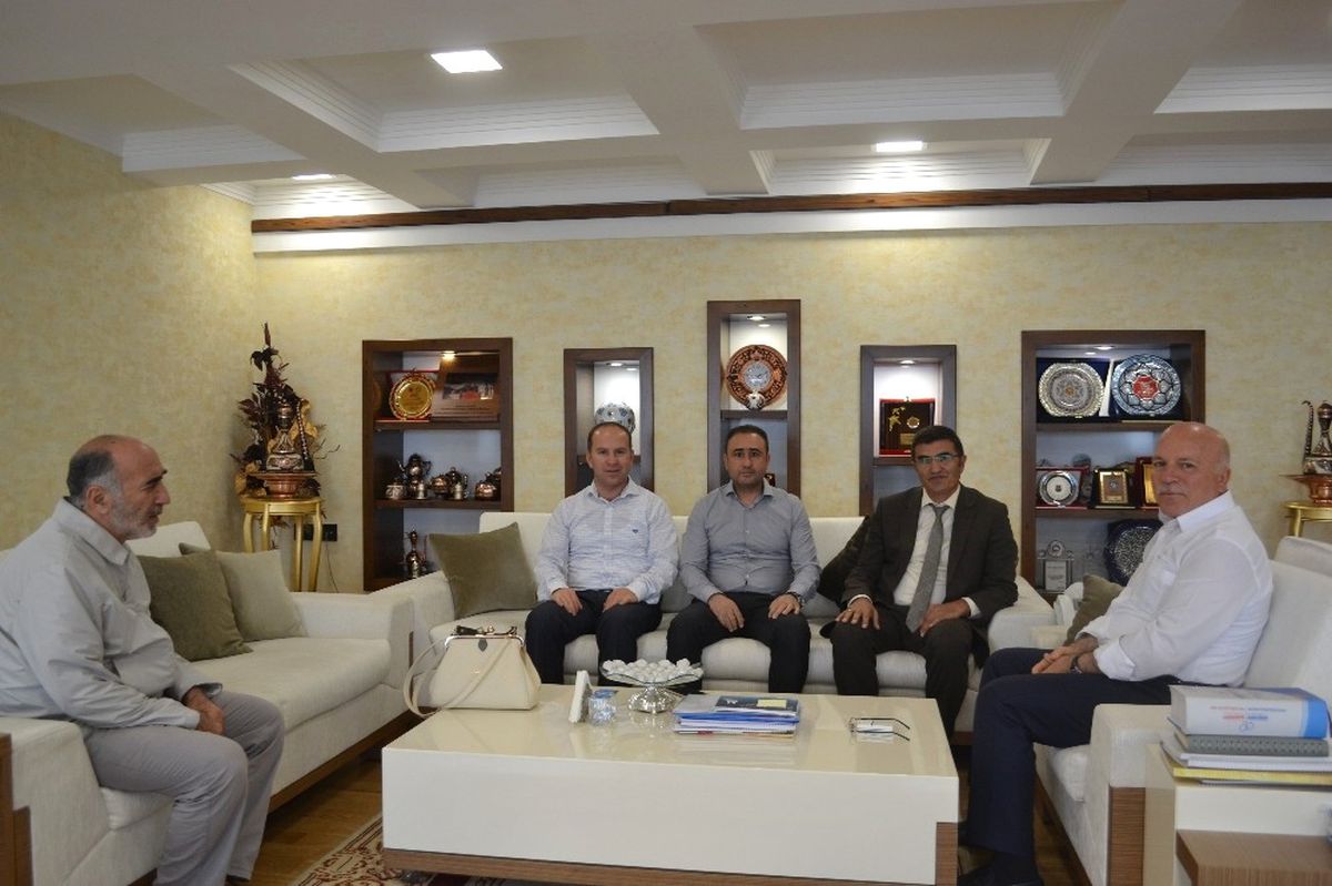 Başkan Sekmen\'den Devlet Koruması Altındaki Çocuklara Anlamlı Destek