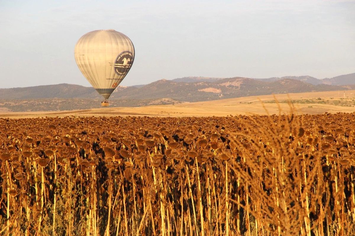 Bozkırın Ortasında Denizden Sonra Balon Keyfi