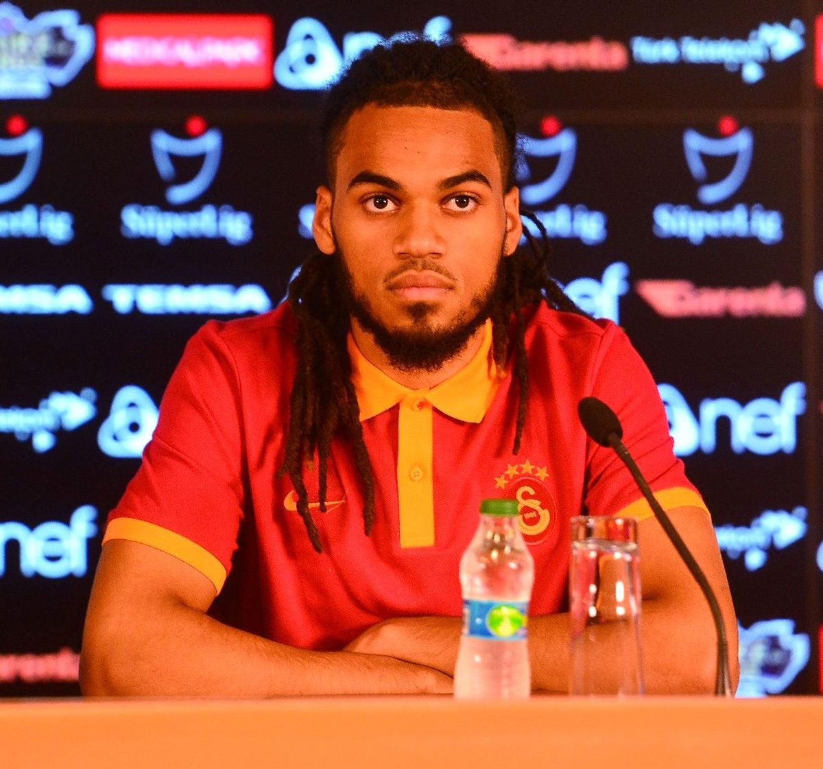 Denayer: "Tudor Karar Verirse Sol Bekte Oynarım"