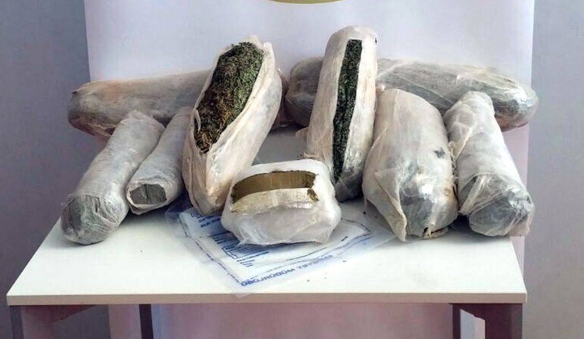 Elazığ\'da 8 Kilogram Esrarla Yakalanan 2 Şüpheli Tutuklandı