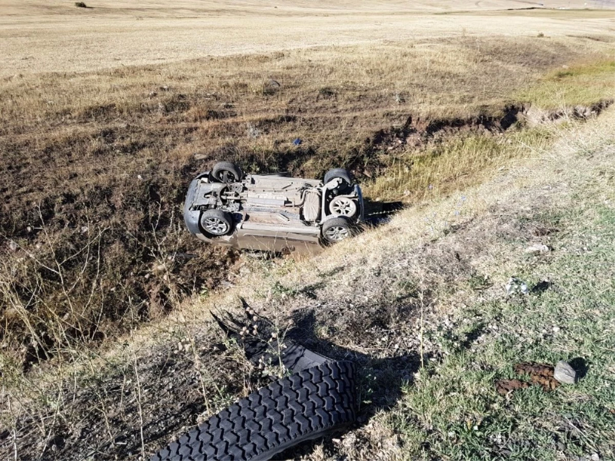 Eleşkirt\'te Trafik Kazası: 2 Yaralı