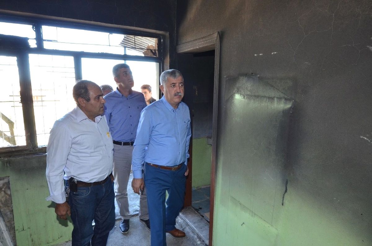 Evi Yanan Ailenin Yardımına Yeşilyurt Belediyesi Koştu