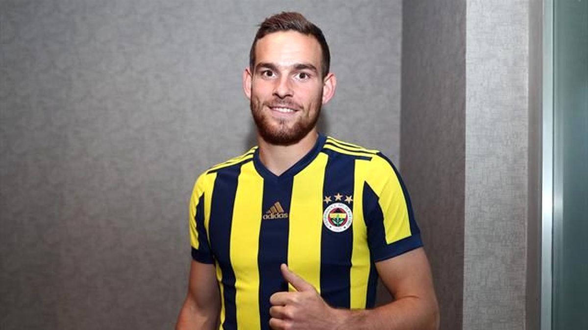 Fenerbahçe Janssen\'i Resmen Açıkladı