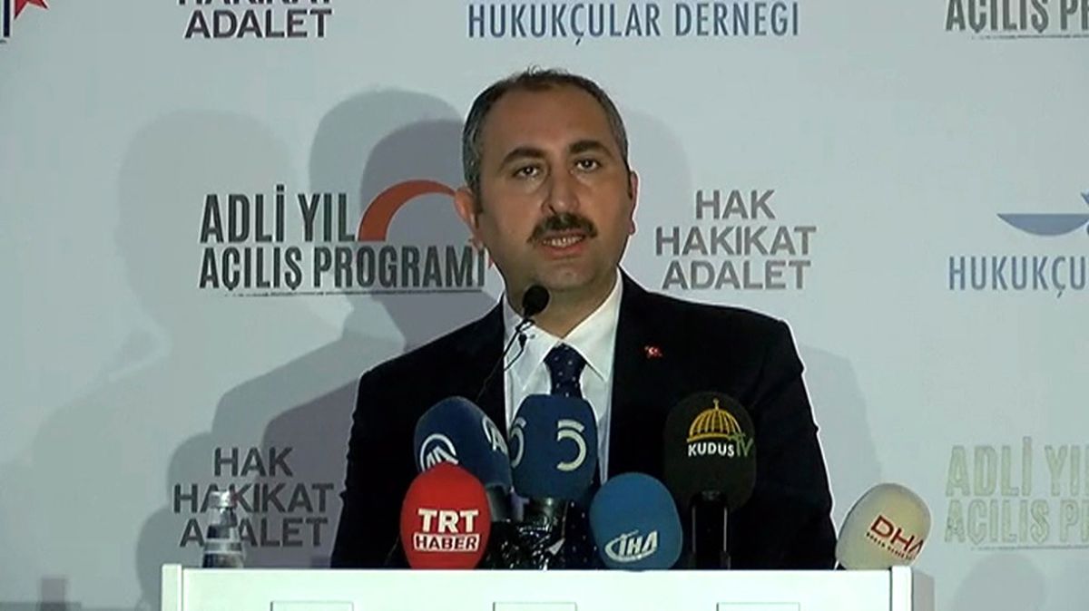 Fetö\'den İhraç Edilen Hakim ve Savcı Sayısını Açıkladı