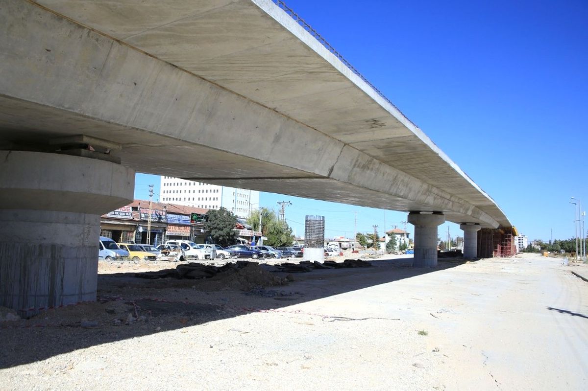 Karaman\'da Köprülü Kavşak Çalışmaları Devam Ediyor
