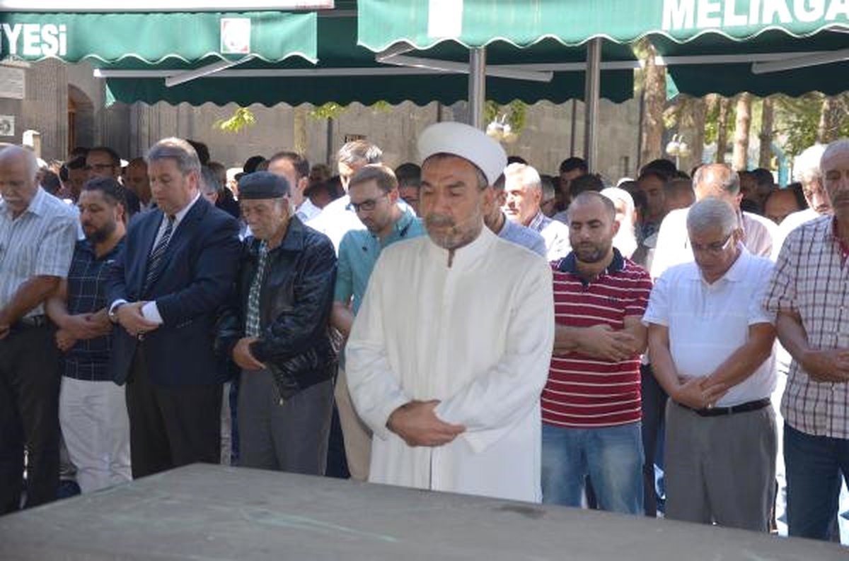 Kayseri\'de, Öldürülen Arakanlı Müslümanlar İçin Gıyabi Cenaze Namazı