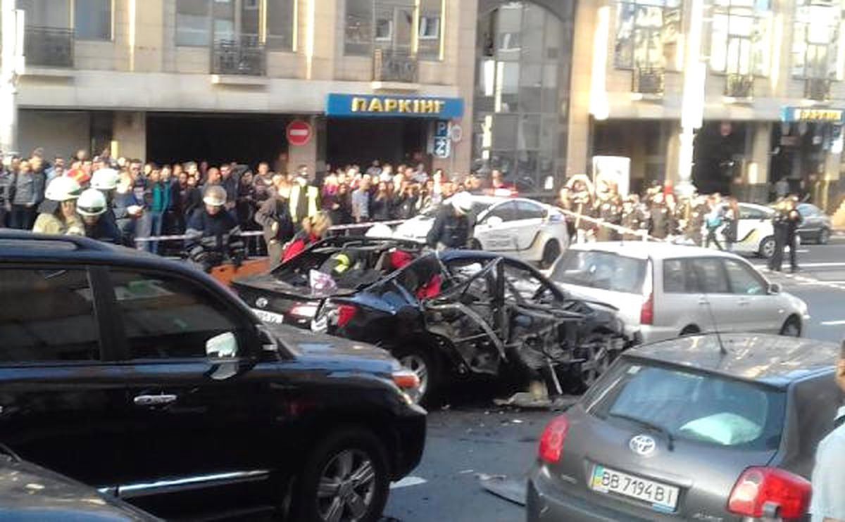Kiev\'de Otomobil Patladı: 3 Yaralı