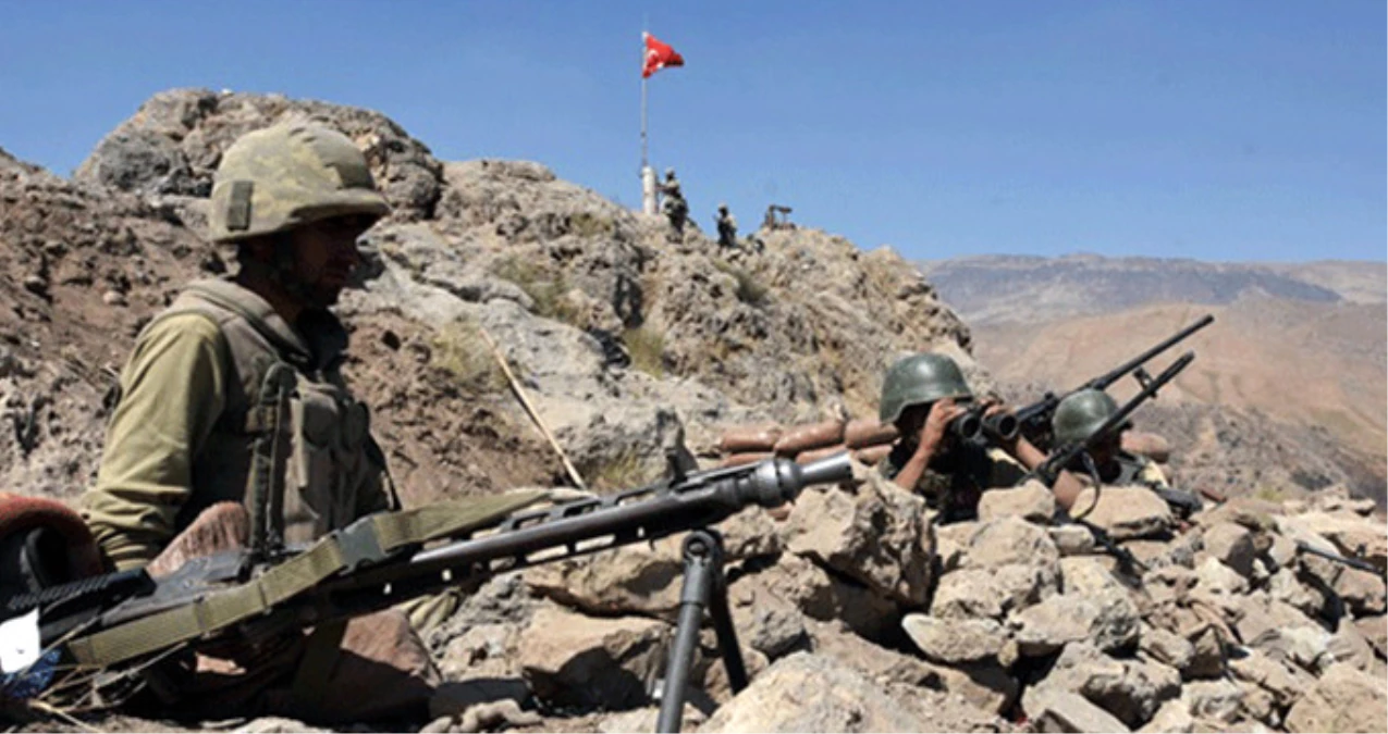 Lice\'de Sokağa Çıkma Yasağı Uygulanan Mahallede 3 PKK\'lı Terörist Öldürüldü