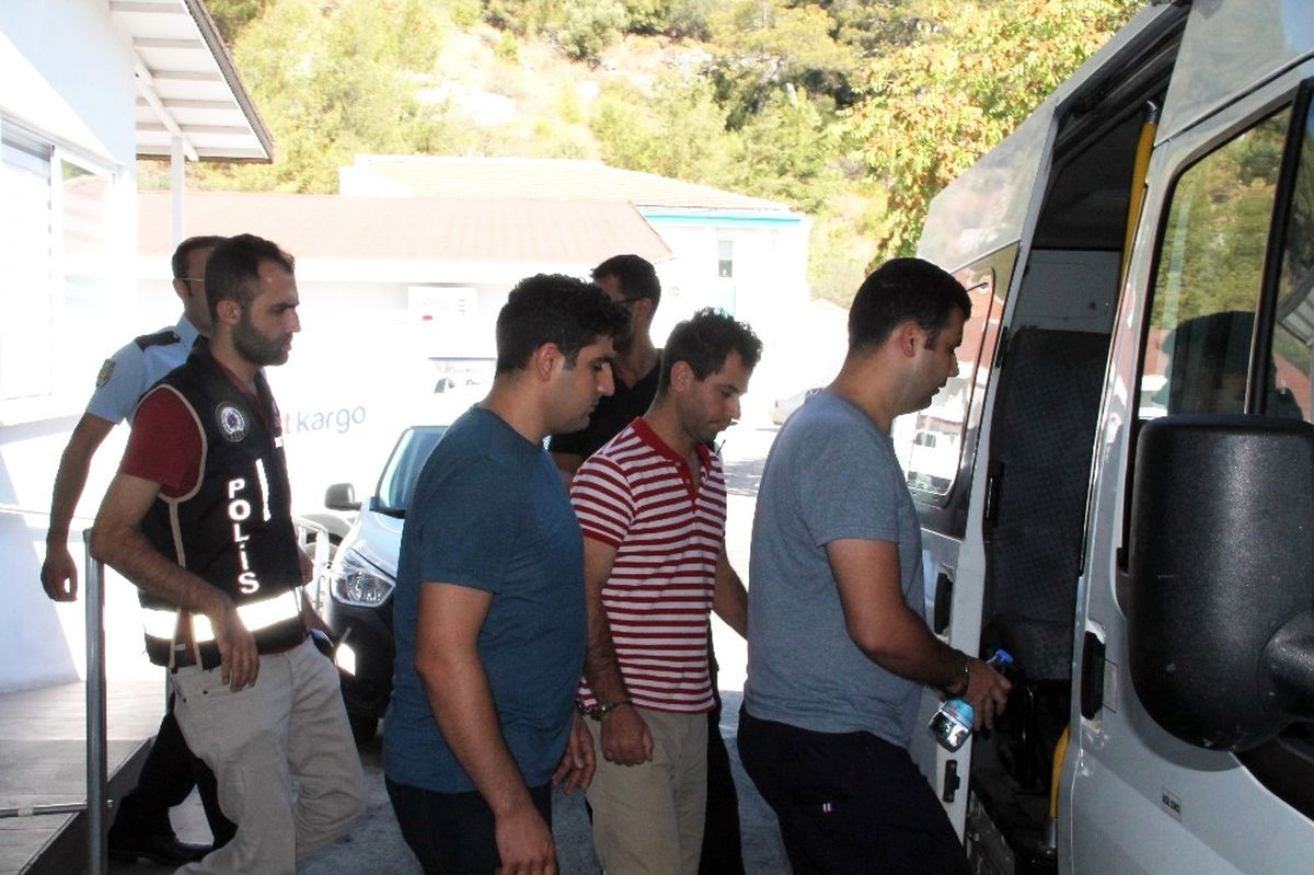 Marmaris\'te Fetö Şüphelisi 5 Rütbeli Asker Gözaltına Alındı