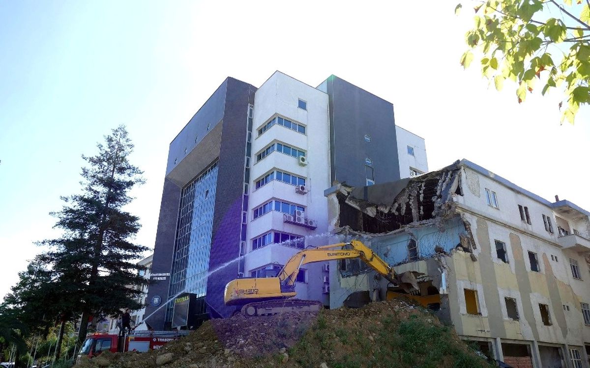 Pazarkapı Kentsel Dönüşüm Alanında Yıkım Çalışmalarına Başladı