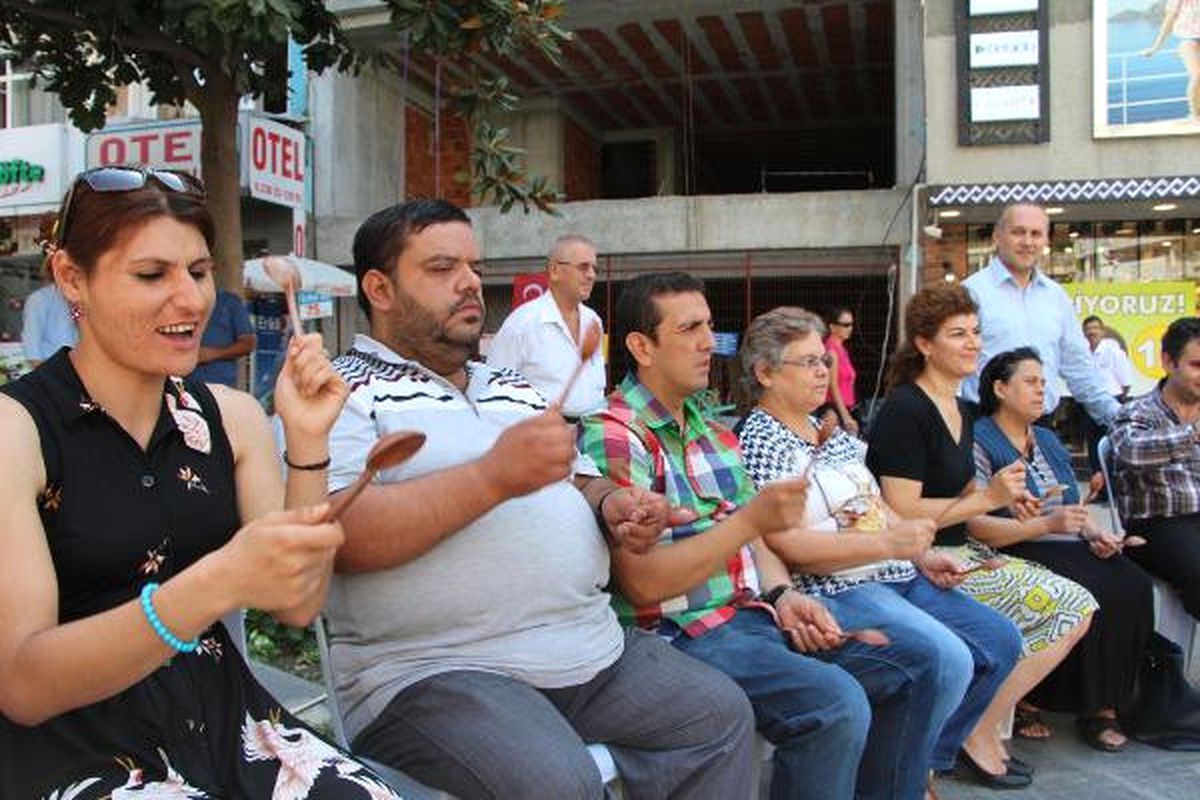 Ritimler Eşliğinde Terapi Oluyorlar