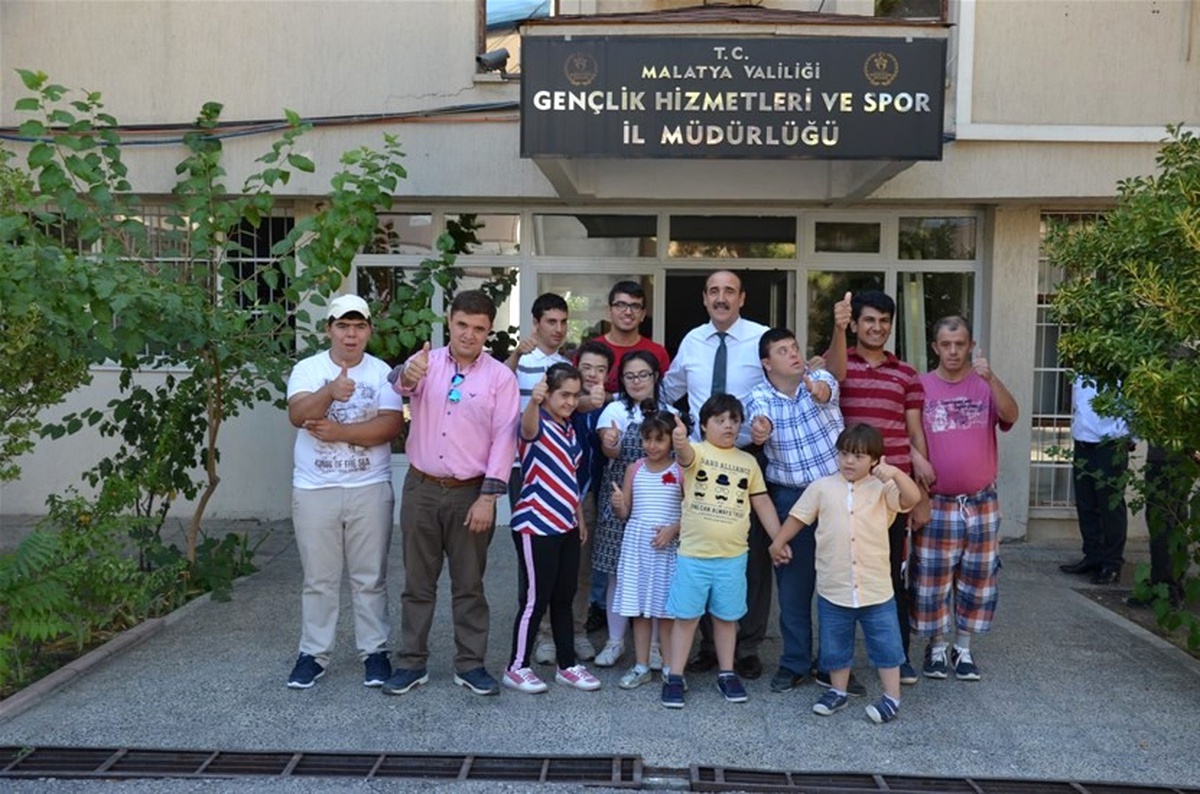 Sessiz Adımlar Spor Kulübü\'nden Fındıklı\'ya Tesis Teşekkürü
