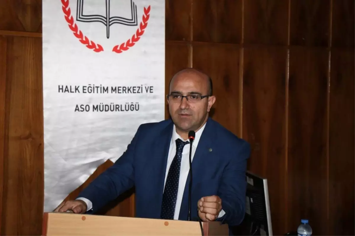 Sivas\'ta Öğretmenlere Yeni Müfredat Anlatıldı