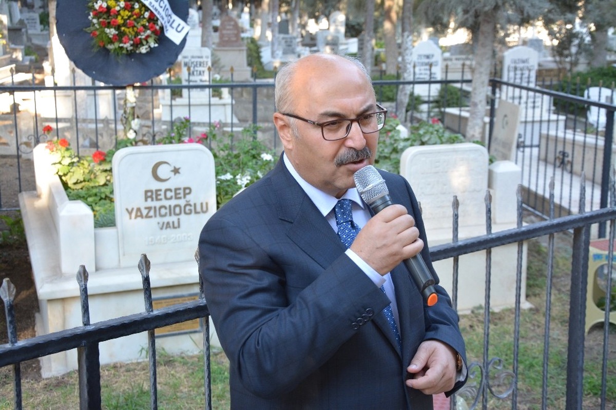 Vali Yazıcıoğlu Ölüm Yıl Dönümünde Anıldı