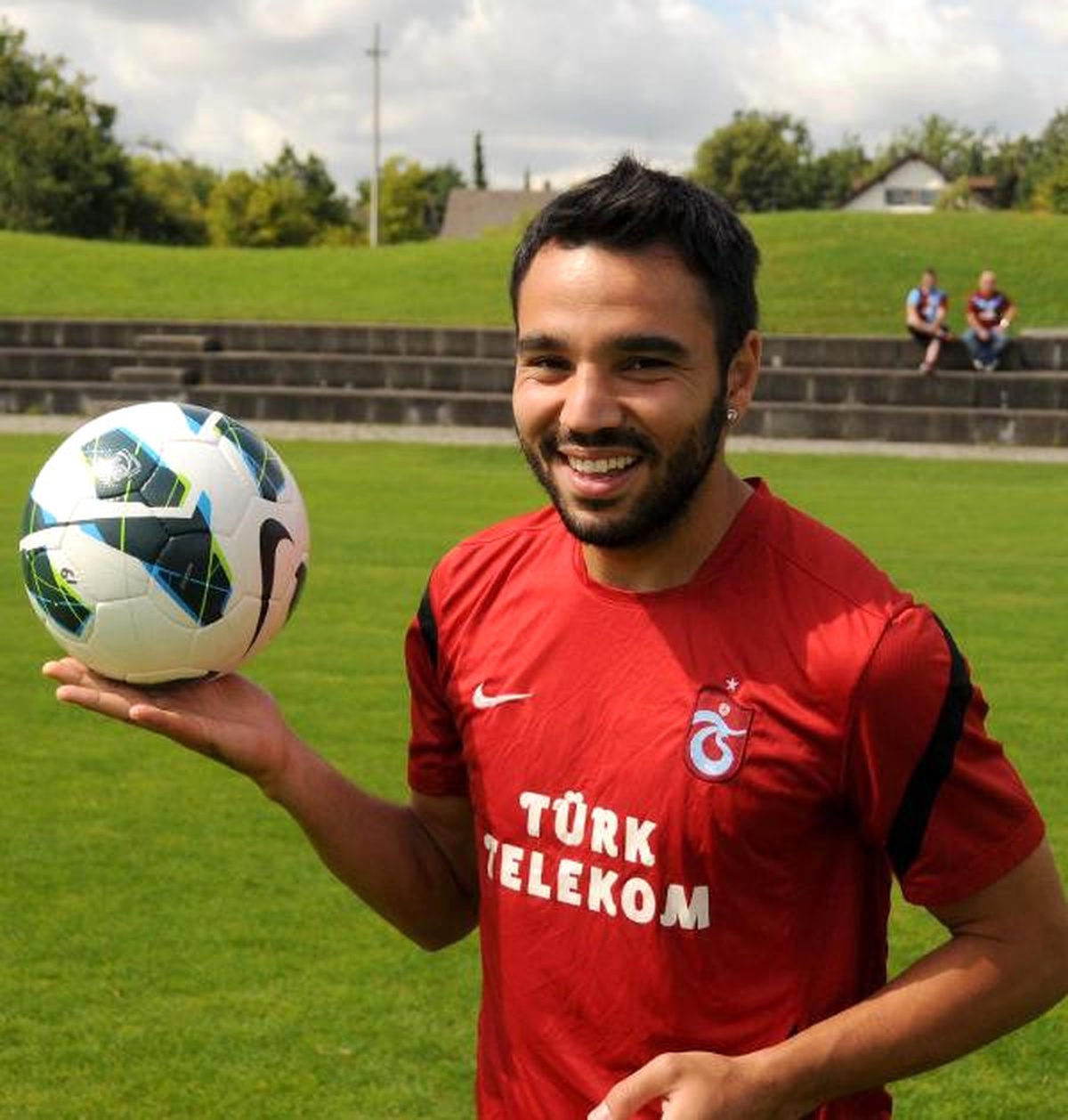 Volkan Şen Trabzonspor\'la Anlaştı