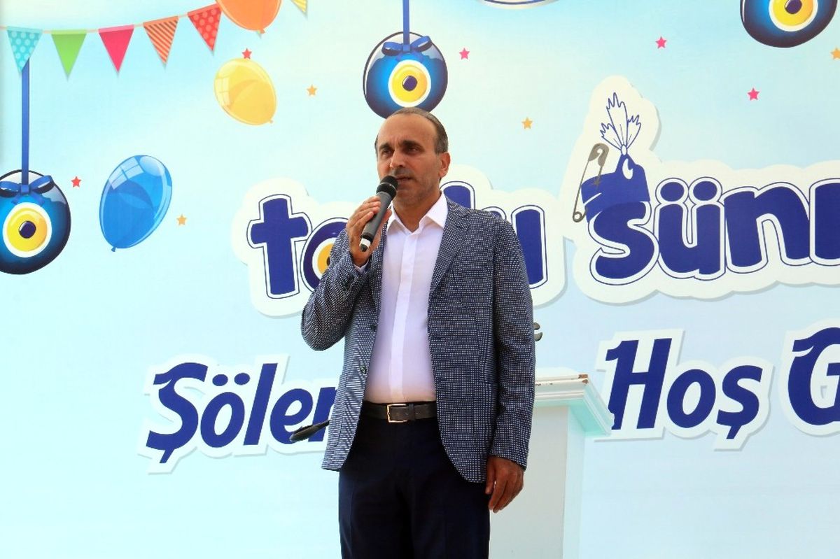Arnavutköy\'de Toplu Sünnet Şöleni