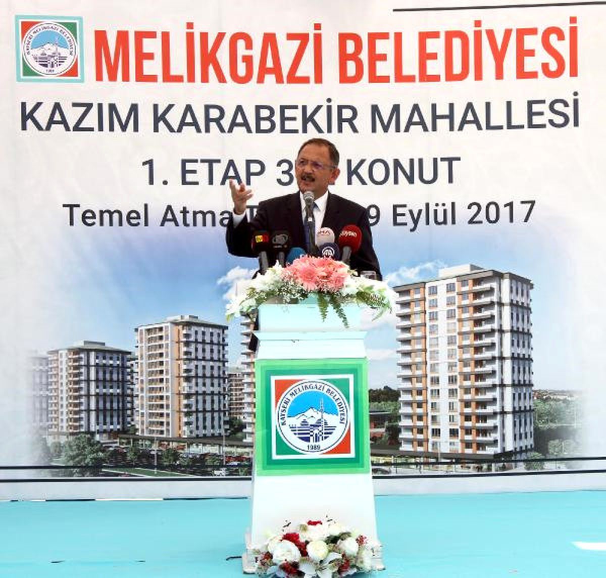 Bakan Özhaseki: 15 Yılda Türkiye\'yi Tamamen Depreme Hazırlıklı Hala Getireceğiz
