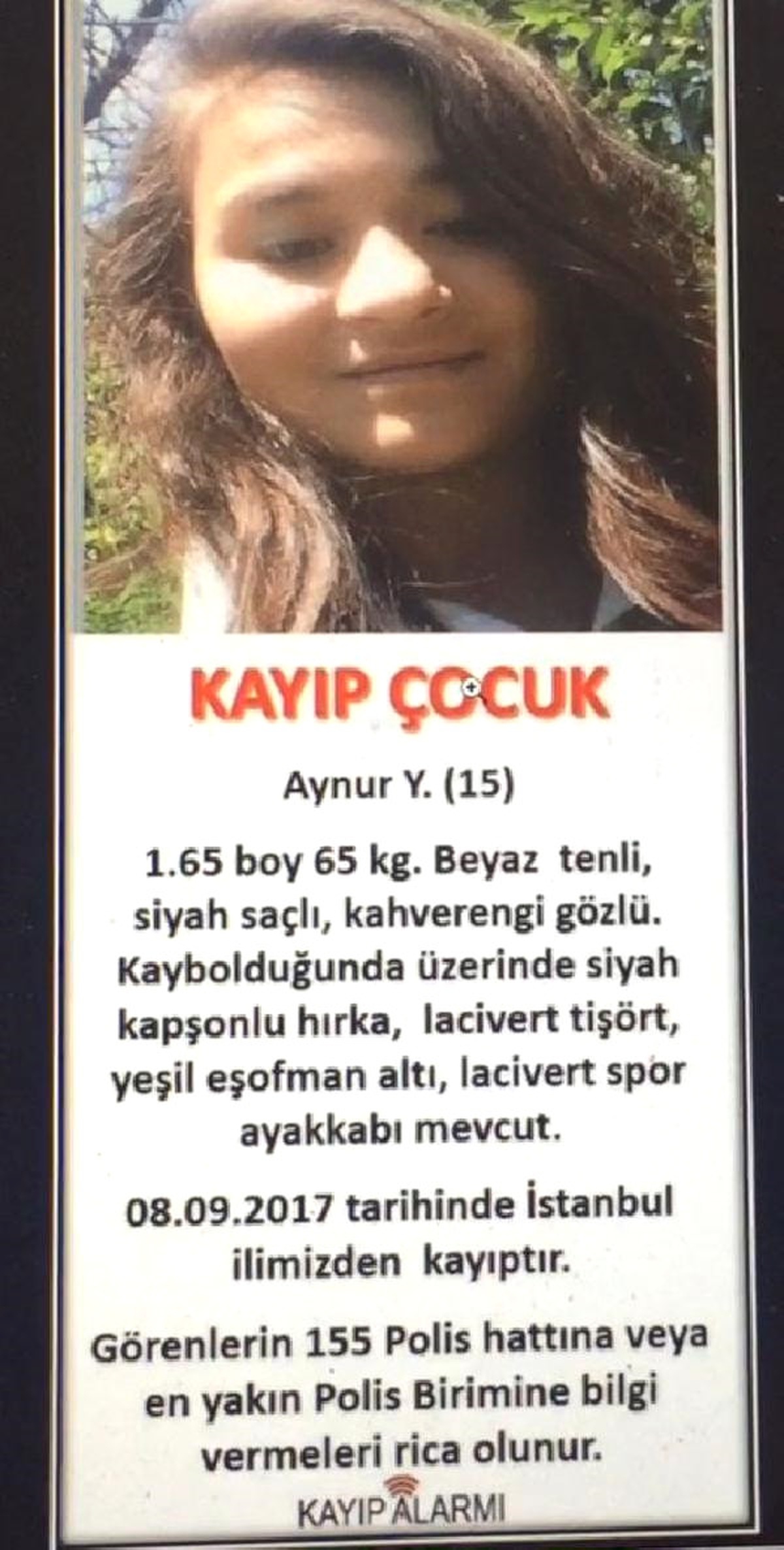Bu Çocuğu Görenler Polise Haber Versin