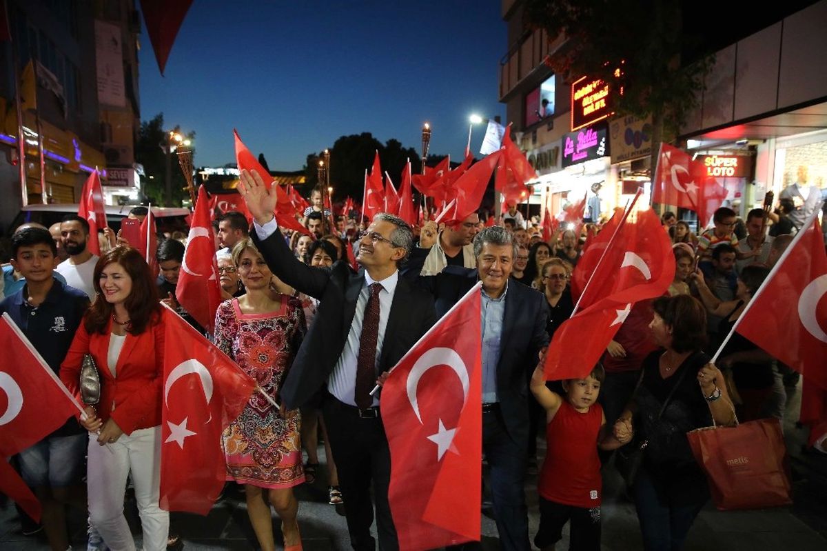 Karşıyaka\'da 9 Eylül Coşkusu