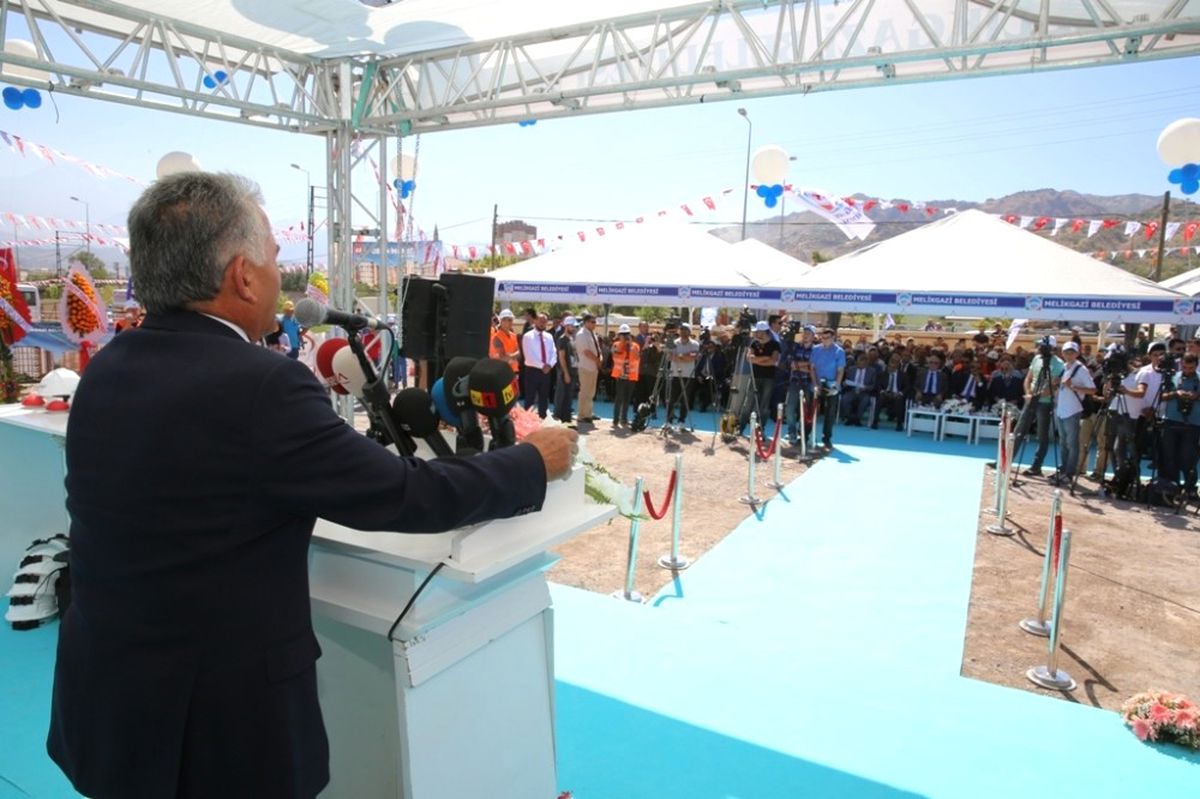 Kazım Karabekir\'de 392 Konutun Temeli Atıldı