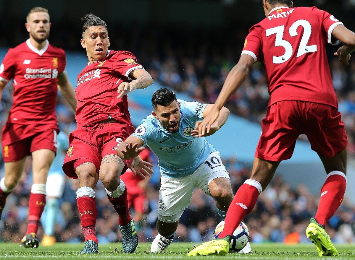 Manchester City, Liverpool\'a Gol Oldu Yağdı