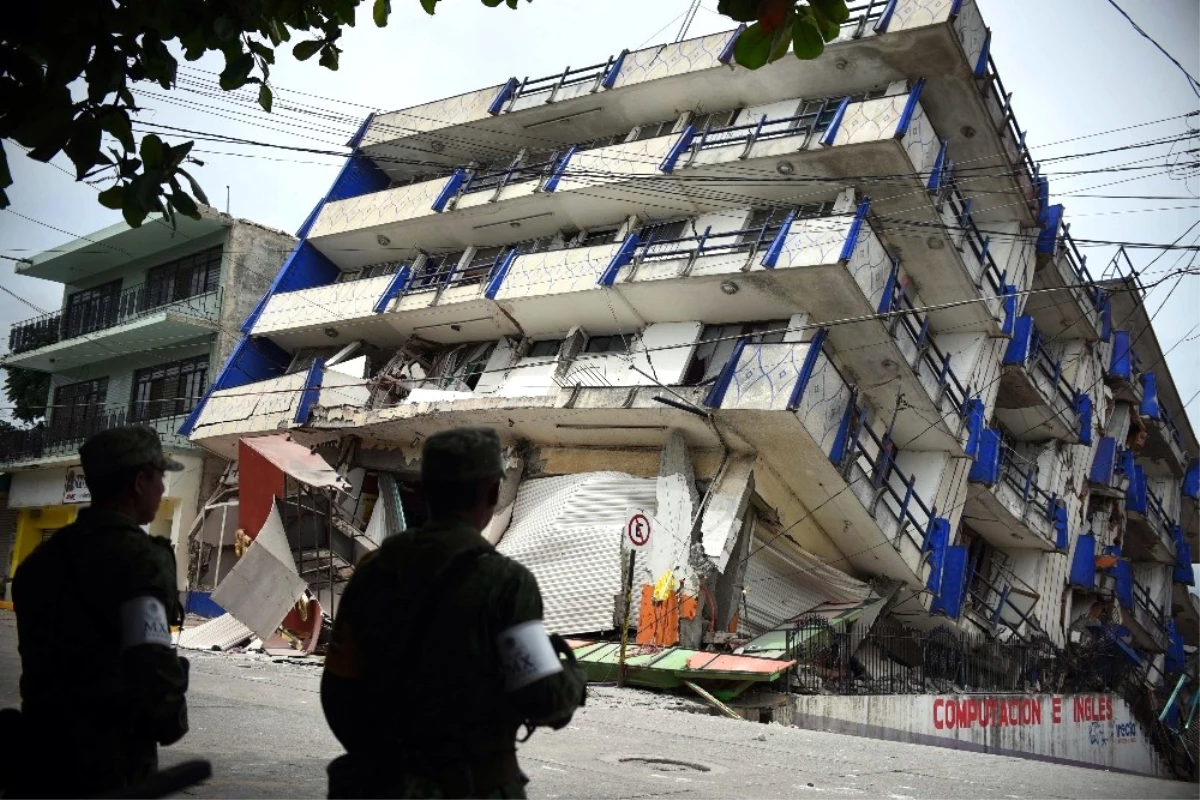 Meksika Depreminde Ölü Sayısı 61 Oldu