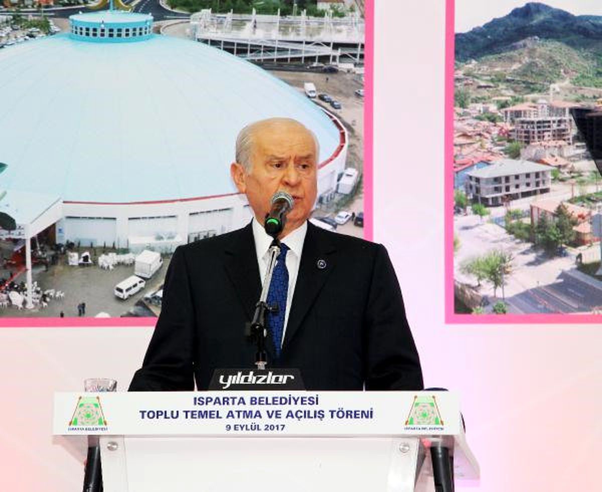 MHP Lideri Devlet Bahçeli Isparta\'da (2)