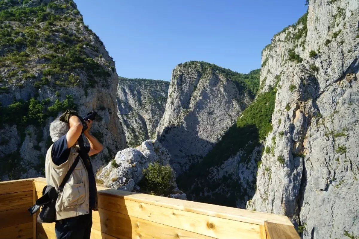 Valla Kanyonu Maceraperest Doğaseverleri Bekliyor