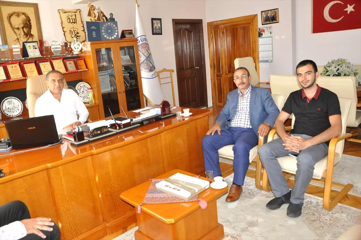 Sivaslılar Derneği Başkanı Korkmaz\'dan Çiftçi\'ye Ziyaret