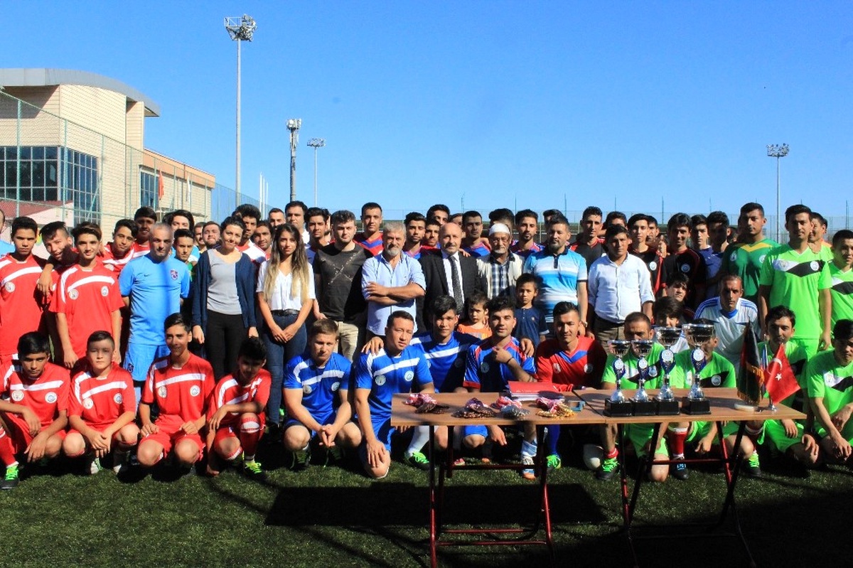 Trabzon\'da Yaşayan Göçmenler İçin Futbol Turnuvası Düzenlendi