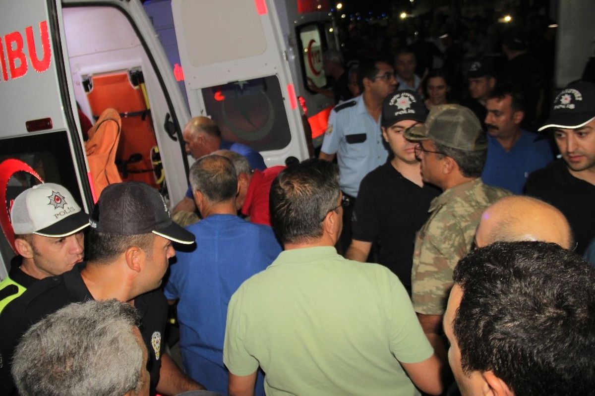 Yaralı 2 Asker Elazığ\'a Getirildi
