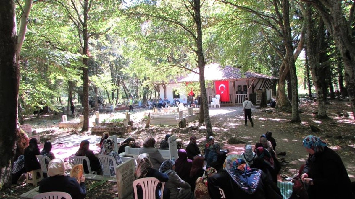 Yenice\'de Issız Cuma Hayrı ile Tarım Fuarı
