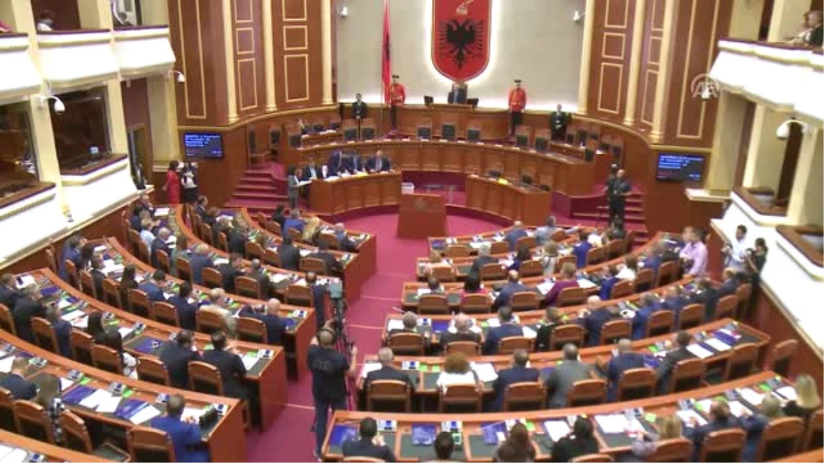 Arnavutluk\'ta Yeni Meclis Başkanı Seçildi