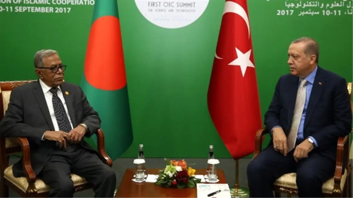 Cumhurbaşkanı Erdoğan, Astana\'da Bangladeşli Mevkidaşı ile Görüştü