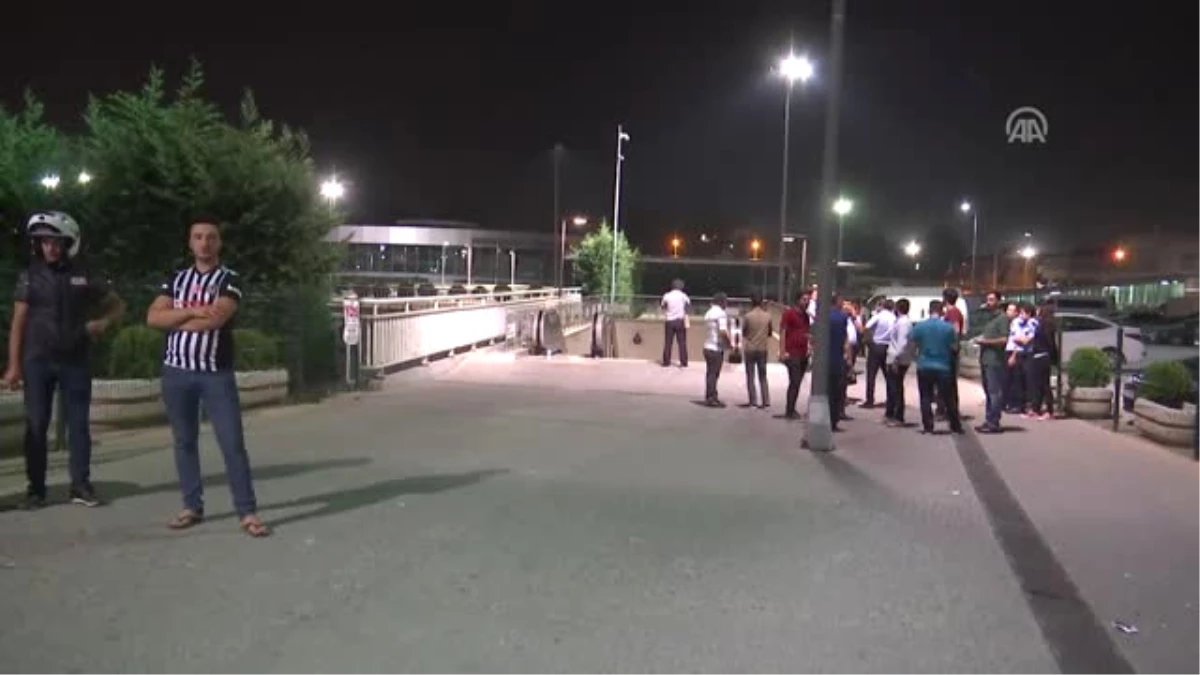 Fatih\'te Metro İstasyonunda Silahla Ateş Açıldı
