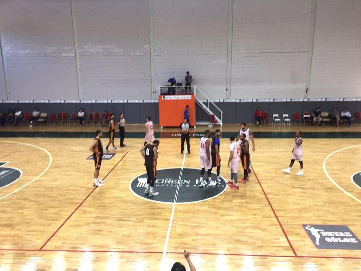 Karesispor\'un Kartepe Kampı Sona Erdi