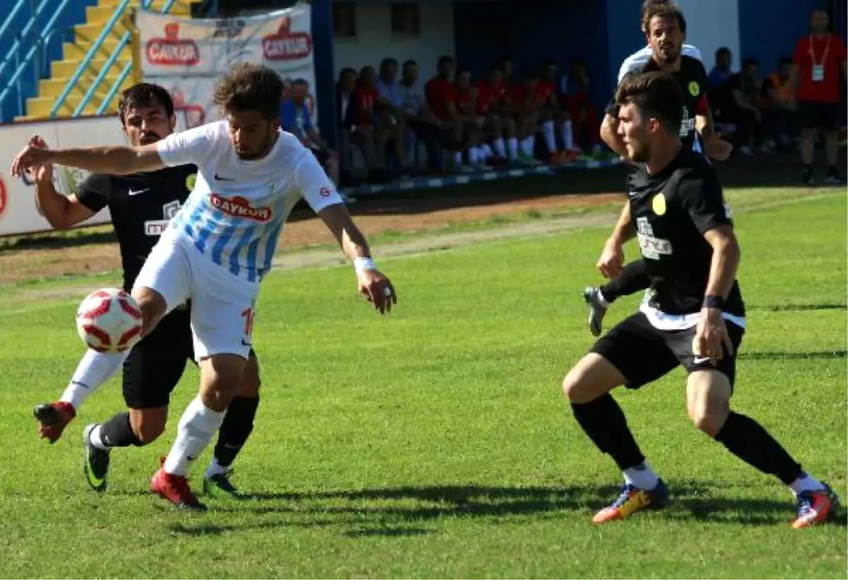 Pazarspor-Darıca Gençlerbirliği: 0-0