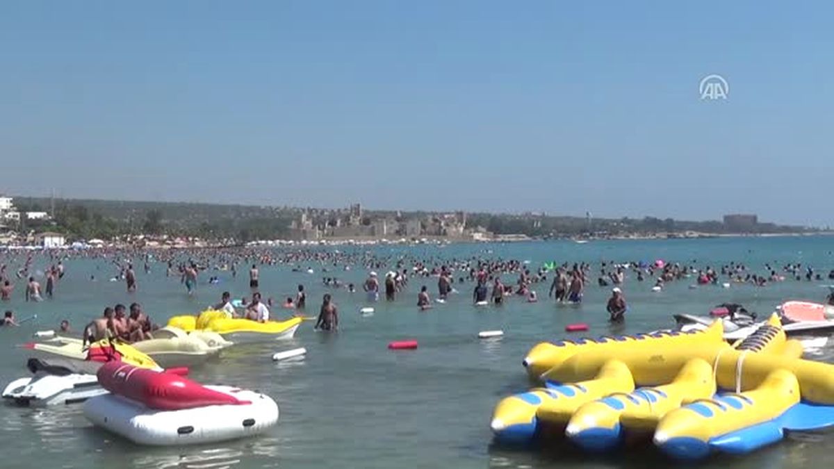 Sahiller Hafta Sonu Dolup Taştı