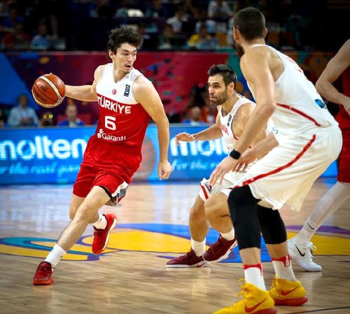 Türkiye, Avrupa Basketbol Şampiyonası\'na Veda Etti