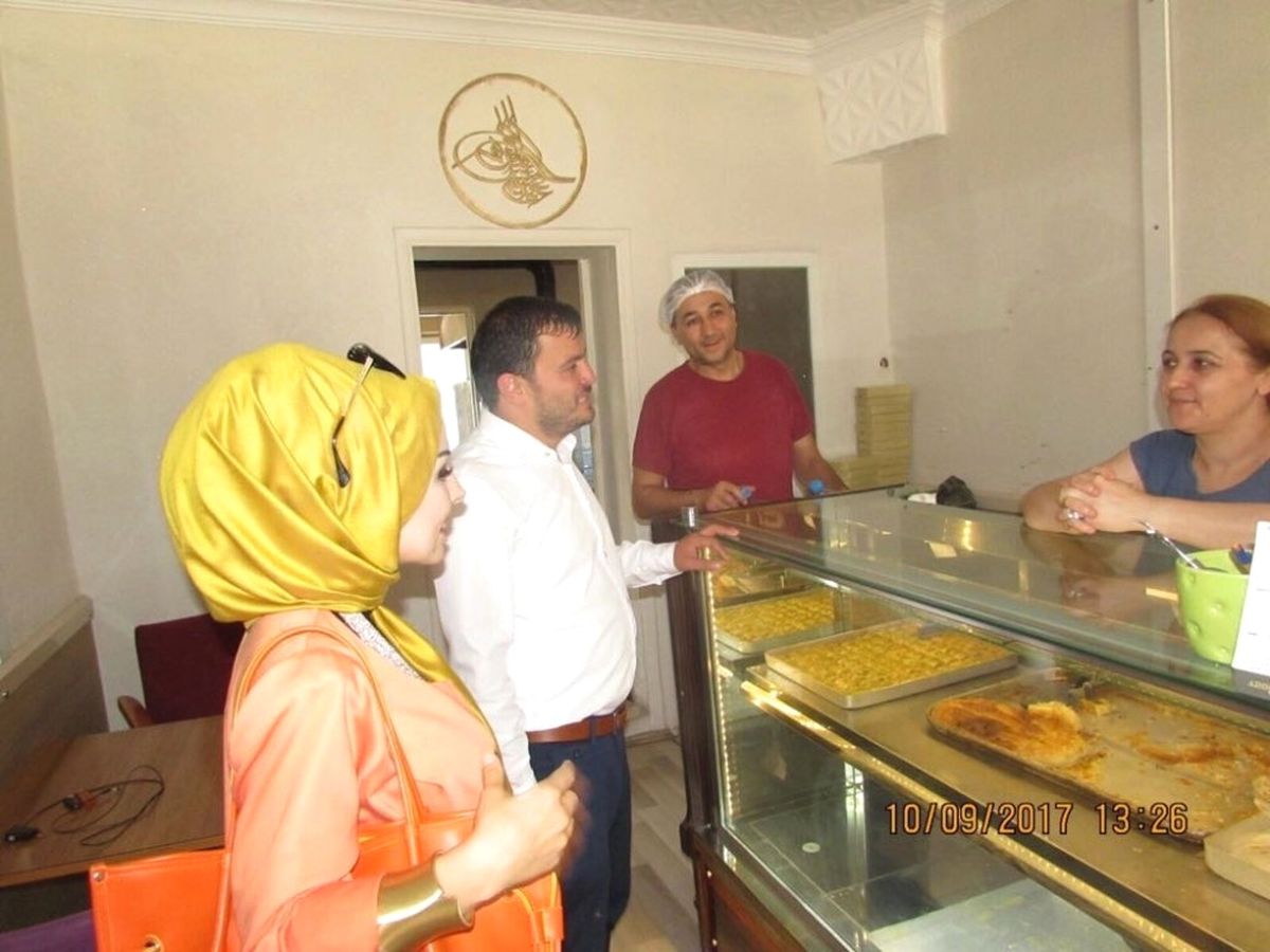 Ak Partili Gençler Ormanlı\'da Esnafı Ziyaret Etti