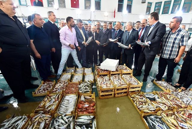 Kocaoğlu'dan balıkçılara; rastgele ile ilgili görsel sonucu