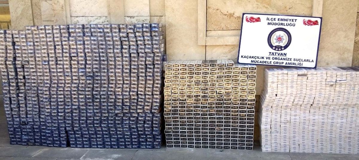 Bitlis\'te 19 Bin Paket Kaçak Sigara Ele Geçirildi