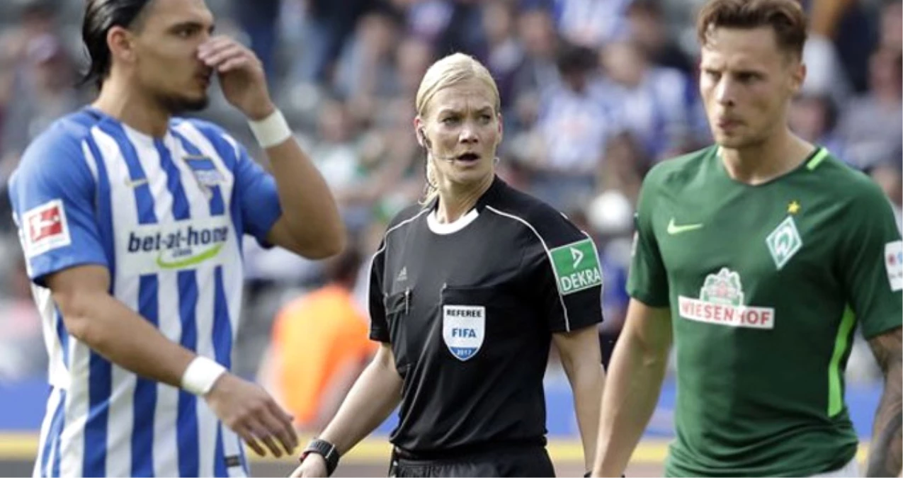 Almanya Futbol Tarihinde İlk Kez Kadın Hakem Maç Yönetti