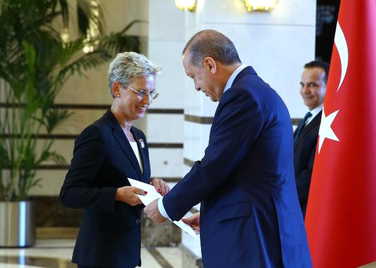 Cumhurbaşkanı Erdoğan\'a Avusturya Büyükelçisi\'nden Güven Mektubu