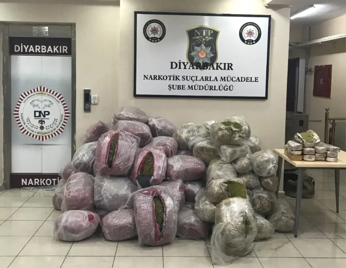 Diyarbakır\'da 637 Kilo Esrar Ele Geçirildi