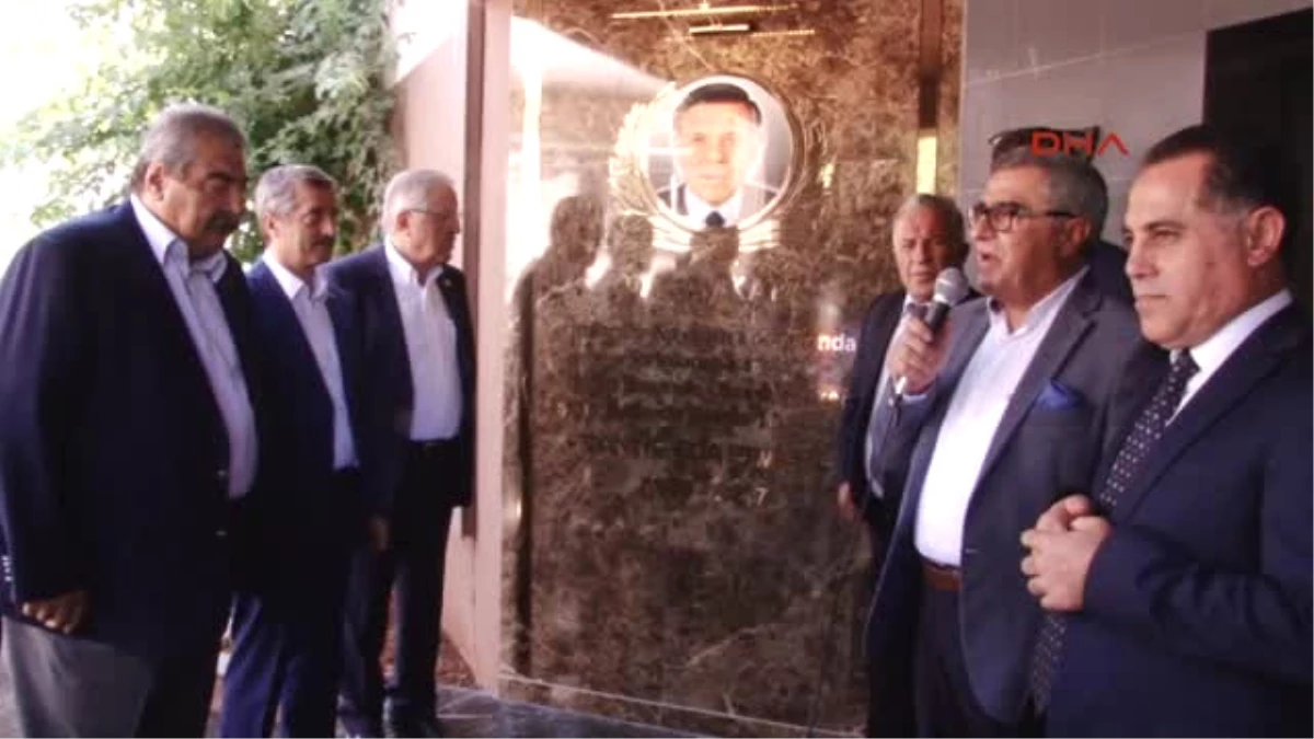 Gaziantep Fabrika Yangınında Ölen İşadamı Anısına Anıt Yapıldı