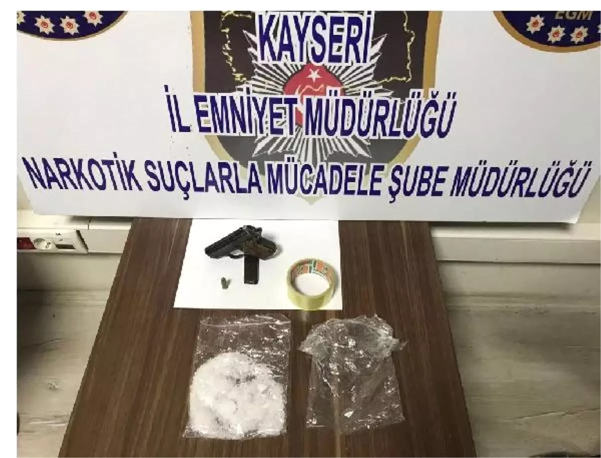 Kayseri\'de 2 Uyuşturucu Taciri Yakalandı